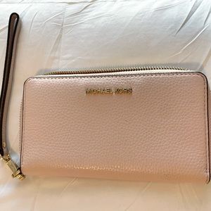 Pink Micheal Kors Wallet wristlet